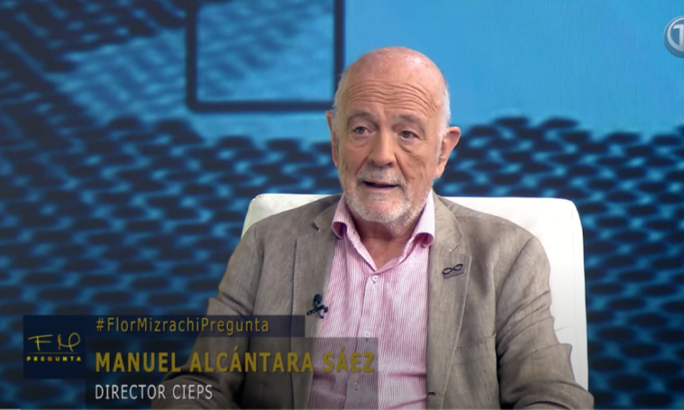 Nuestro colegiado Manuel Alcántara es entrevistado en el programa «Flor Mizrachi Pregunta» para hablar de las democracias latinoamericanas